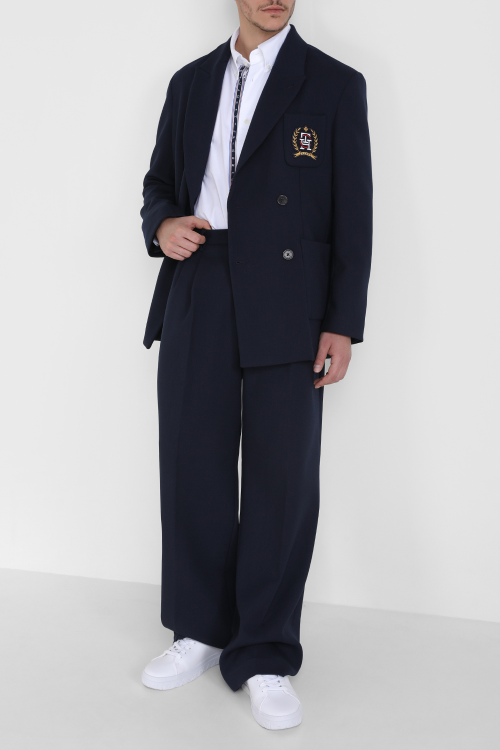 טומי X קלוט בלייזר